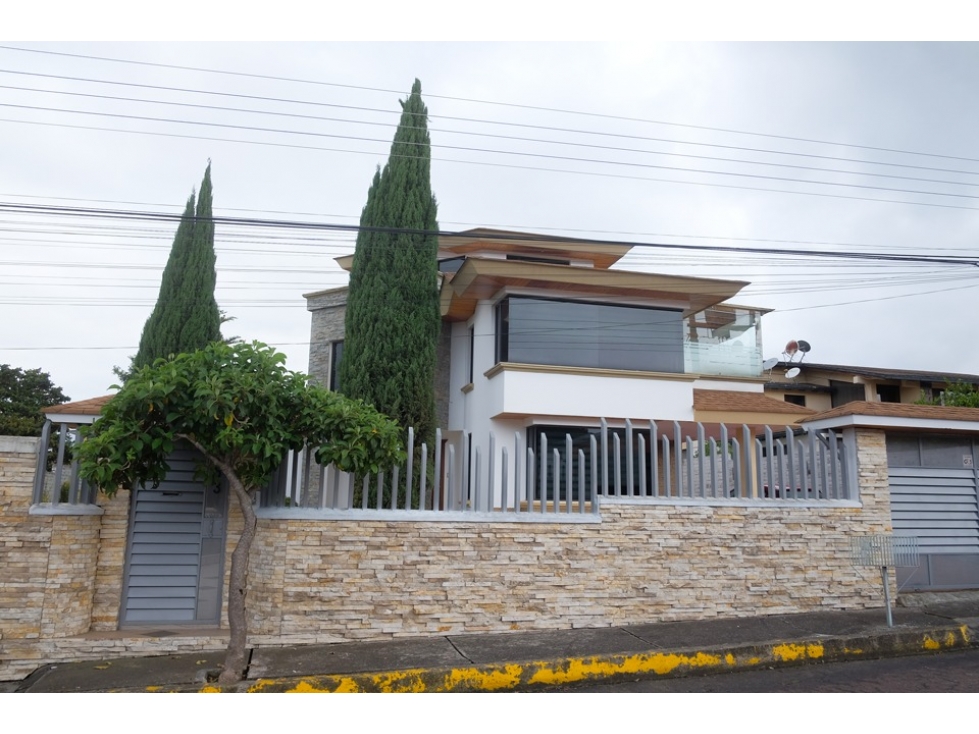 Casa en arriendo San Rafael - 2