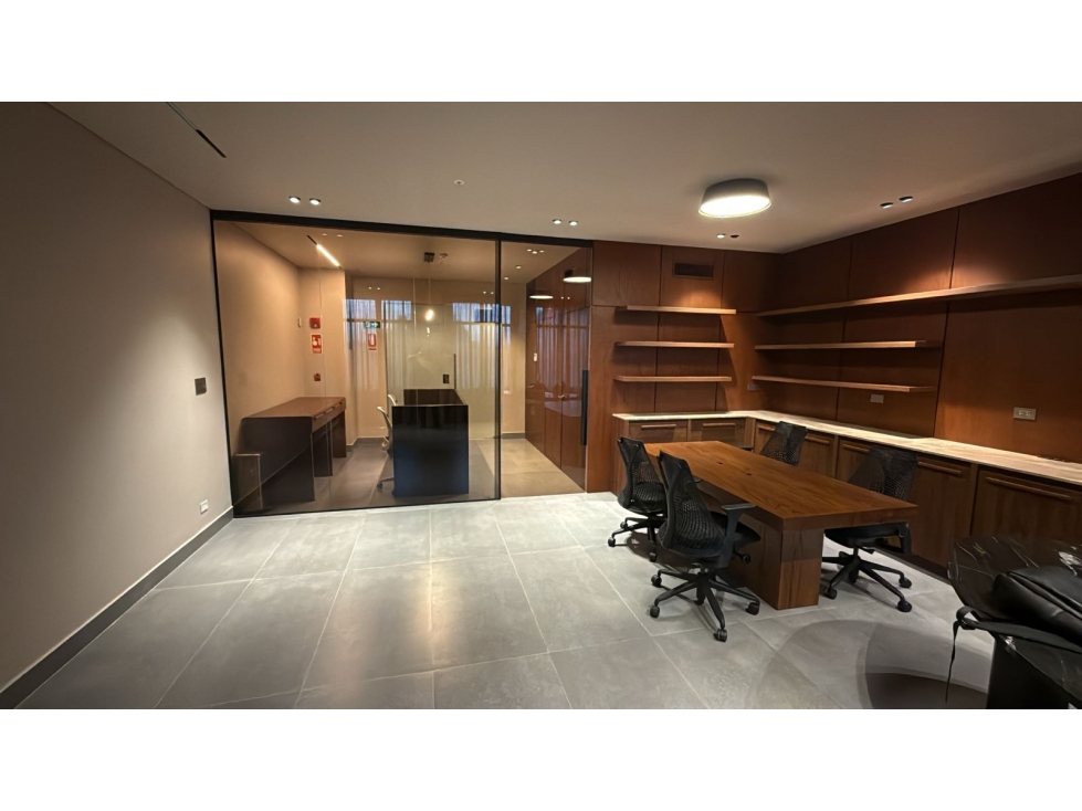 Oficina Privada en Santa Maria Village Center | Única Disponible — foto 2