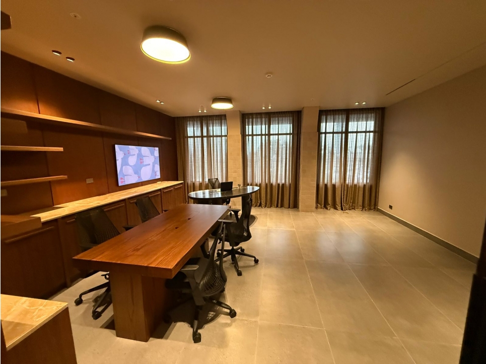 Oficina Privada en Santa Maria Village Center | Única Disponible — foto 3