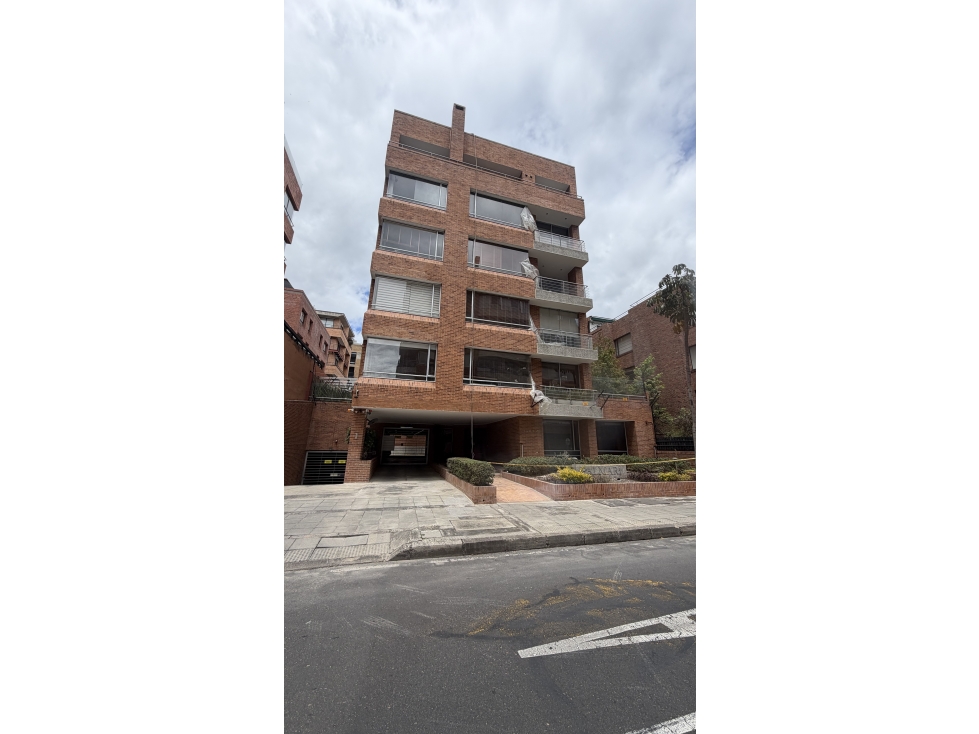 Arriendo Apartaestudio con terraza — foto 2