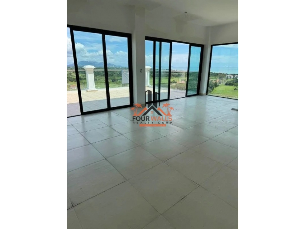 Apartment for Sale in PH Las Olas II, San Carlos