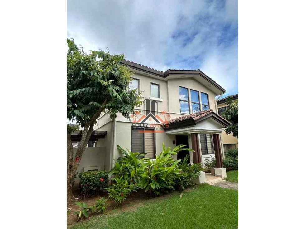House for Sale in Howard