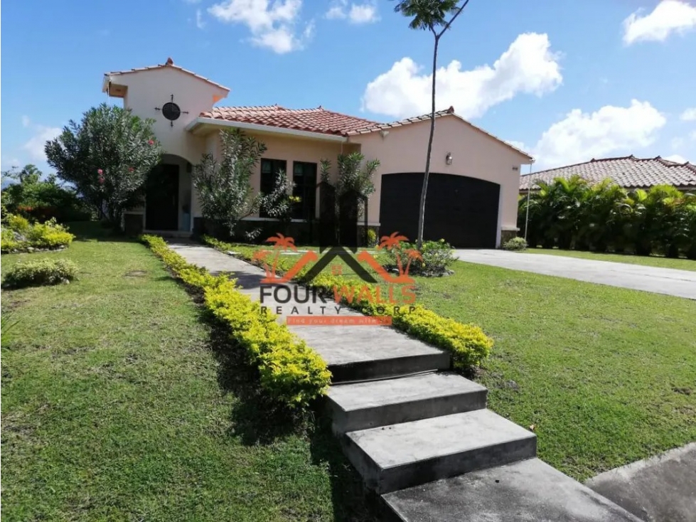 House with Guest House for Sale in San Carlos