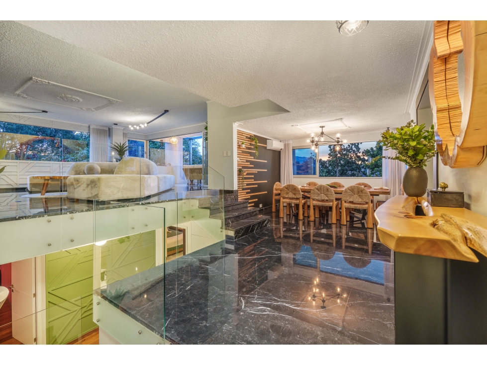 Espectacular Dúplex Amoblado de 204 m² en El Tesoro