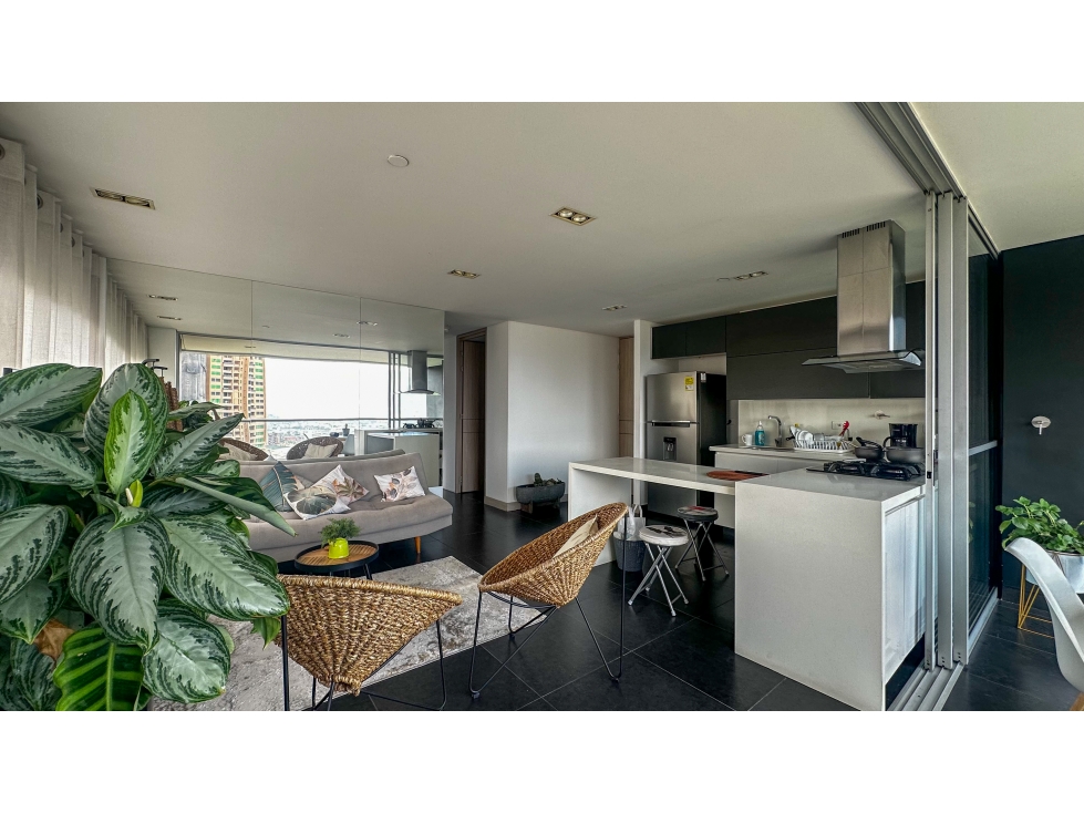 Excepcional Apartamento 80 m² / Vistas Panorámicas de Medellín (2hab) — foto 2