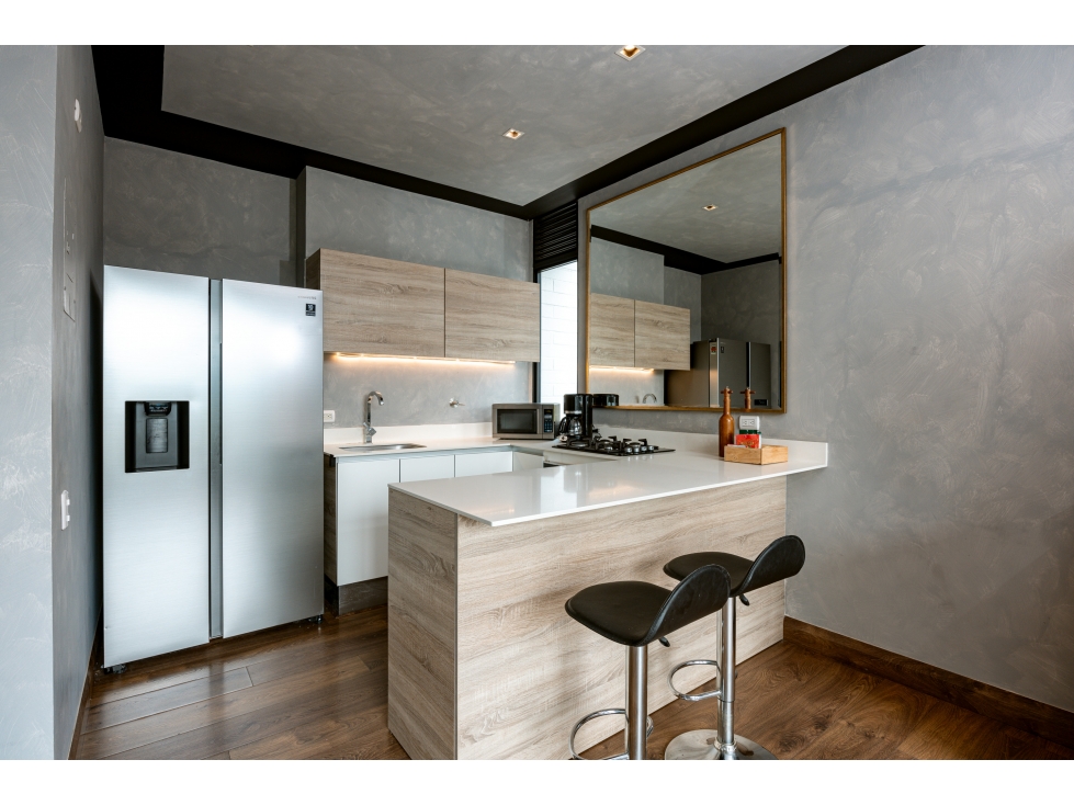 Espectacular Amoblado de 1 habitación Con Techos Altos en San Lucas — foto 4