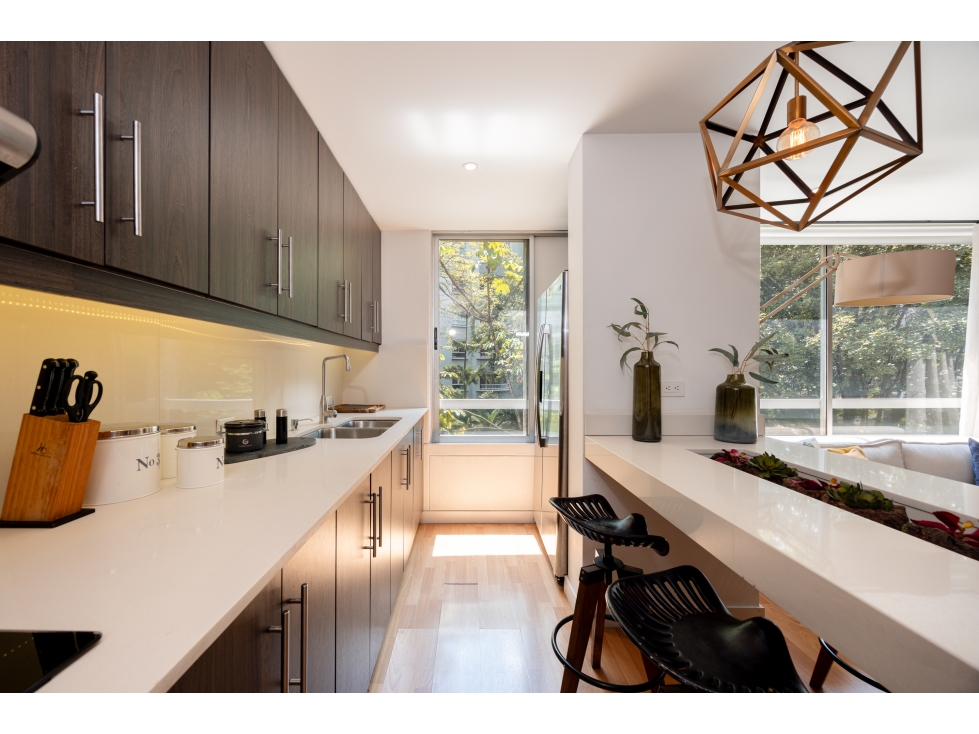 Tu hogar en Provenza: comodidad y tranquilidad en El Poblado (2HAB) — foto 4