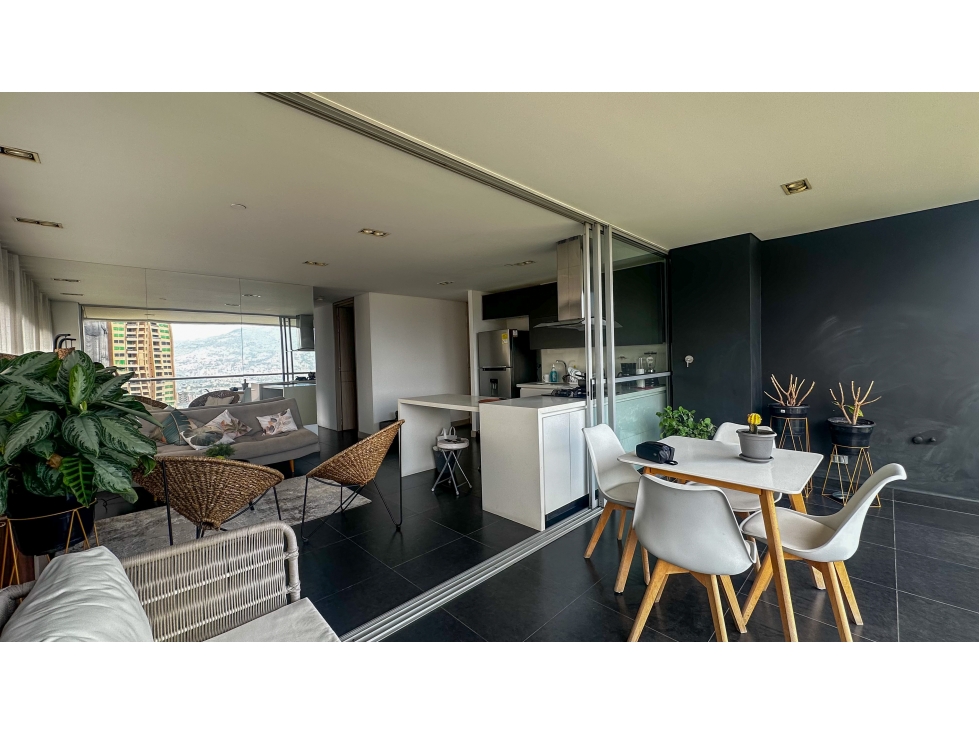 Excepcional Apartamento 80 m² / Vistas Panorámicas de Medellín (2hab) — foto 3
