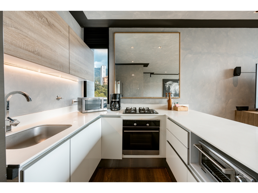Espectacular Amoblado de 1 habitación Con Techos Altos en San Lucas — foto 5