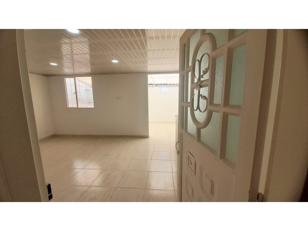 VENTA DE CASA EN SOACHA CIUDAD LATINA, QUITO
