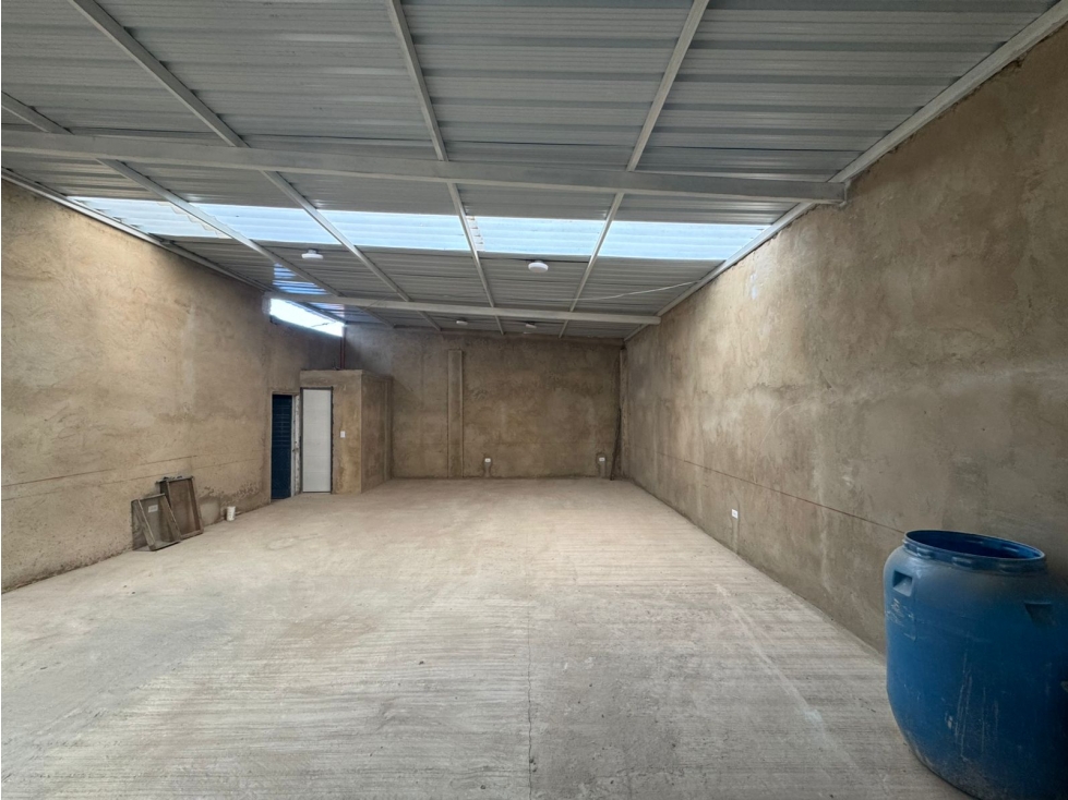 SE ARRIENDA BODEGA EN TUNJA - 3