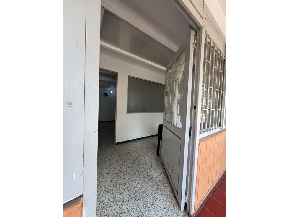 SE VENDE LOCAL COMERCIAL, BARRIO LA FLORIDA TUNJA - 3