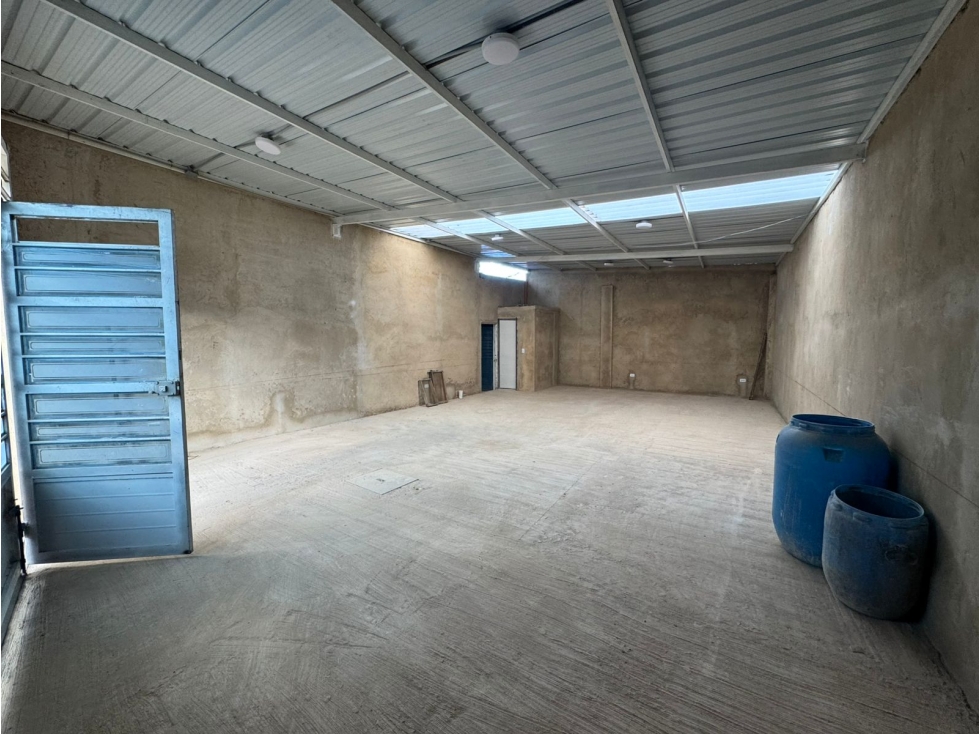 SE ARRIENDA BODEGA EN TUNJA - 4