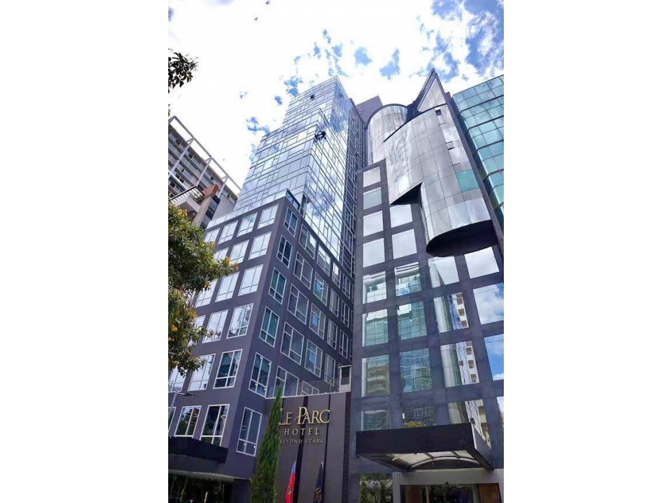 Penthouse de Lujo LeParc Residences - Av. Republica de El Salvador