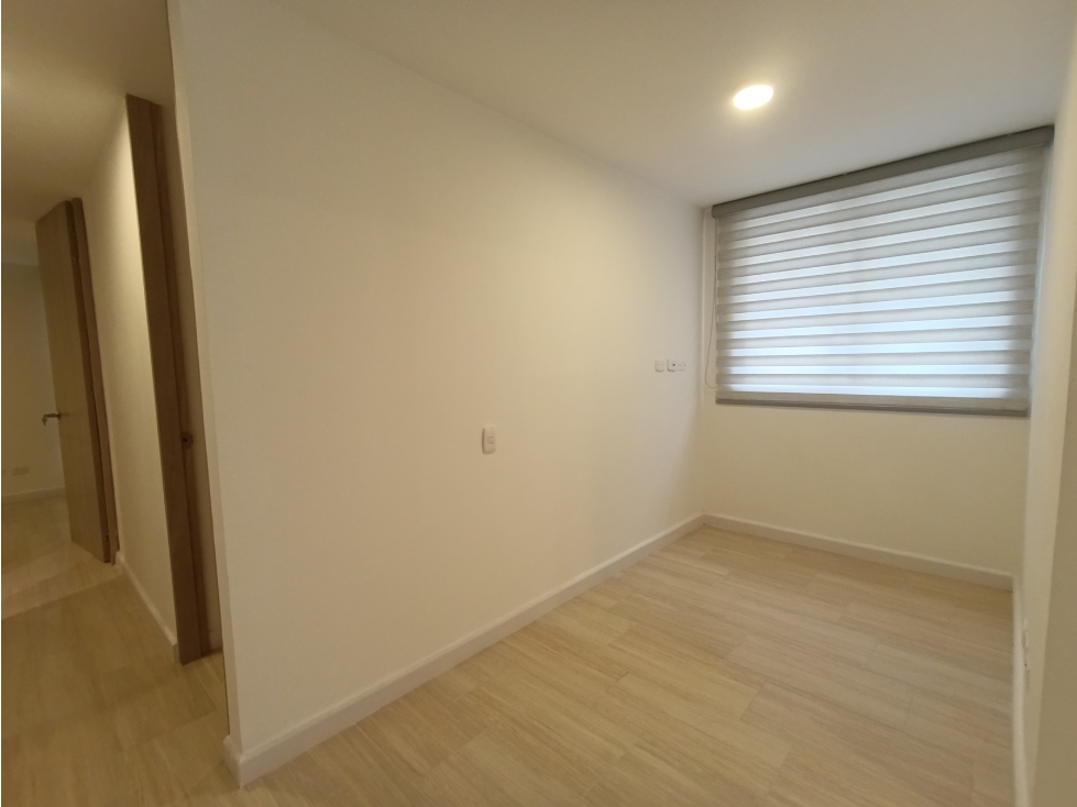 APARTAMENTO EN ARRIENDO EN RIO ALTO — foto 5