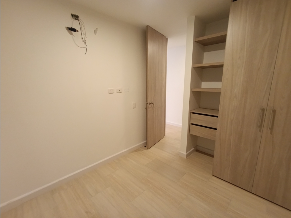 APARTAMENTO EN ARRIENDO EN RIO ALTO — foto 6