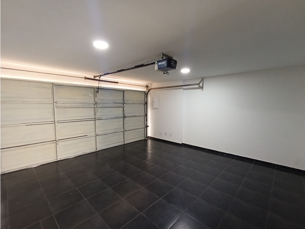 CASA EN ARRIENDO EN LA CASTELLANA — foto 6