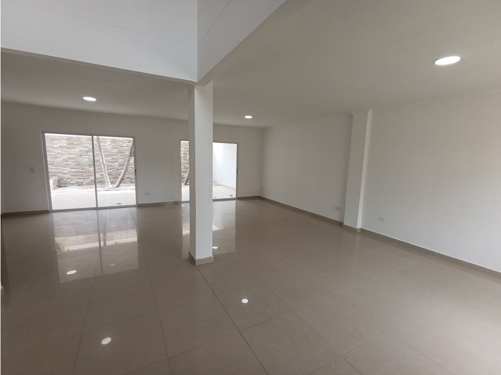 CASA EN ARRIENDO EN LA CASTELLANA — foto 5