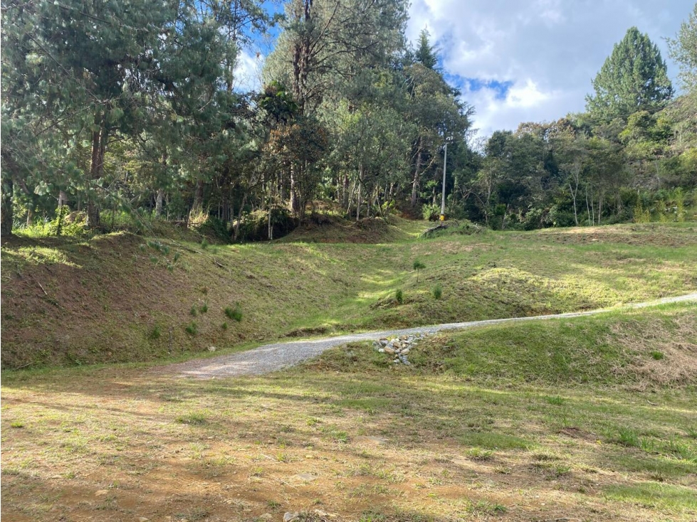 VENTA DE LOTE - UNIDAD CERRADA FIZEBAD