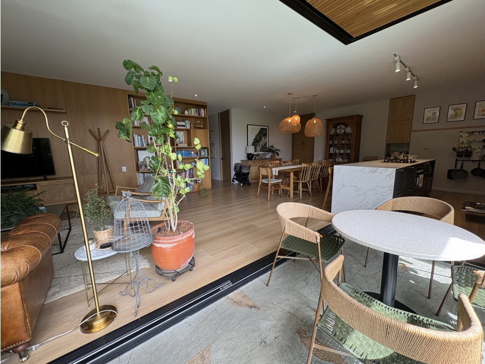 VENTA DE APARTAMENTO - SECTOR LOS BALSOS (PARTE ALTA)
