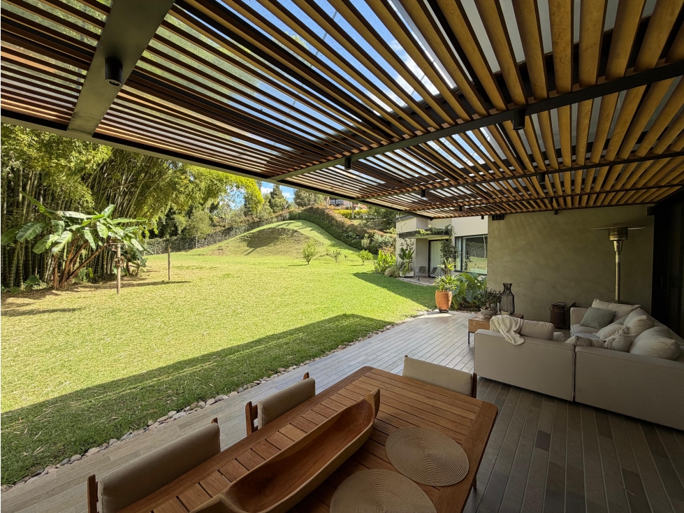 VENTA DE CASA - SECTOR QUIRAMA (SAN ANTONIO DE PEREIRA)