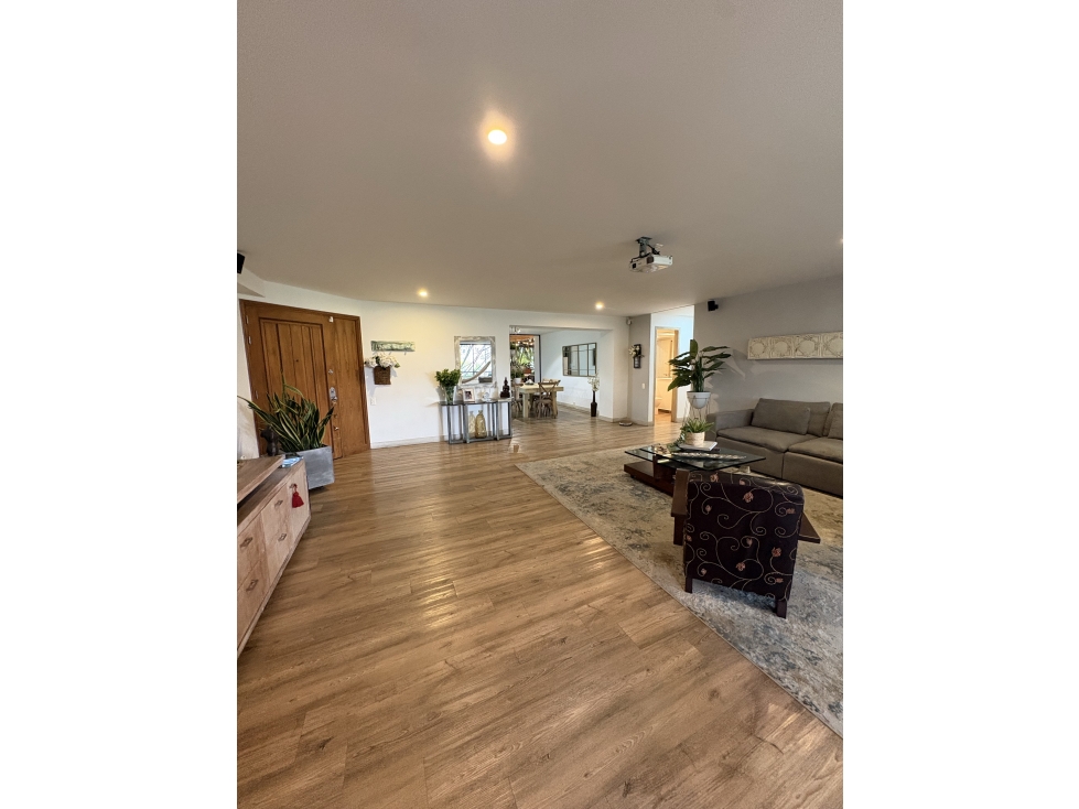 VENTA DE APARTAMENTO - SECTOR LOS BALSOS