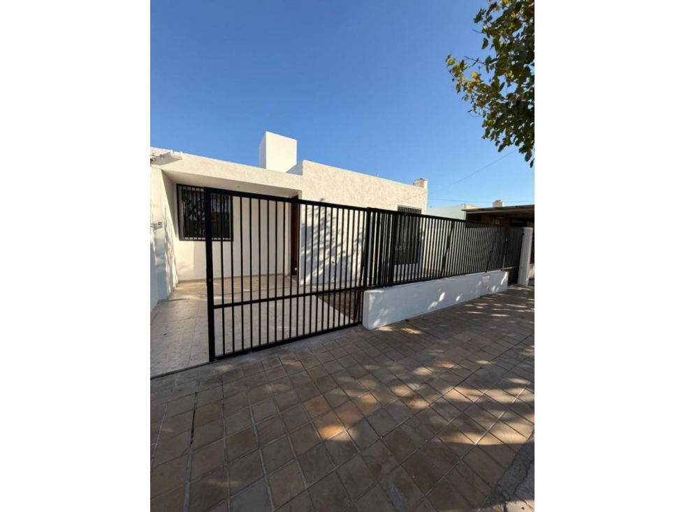 CASA EN VENTA BARRIO CÓRDOBA- RIVADAVIA