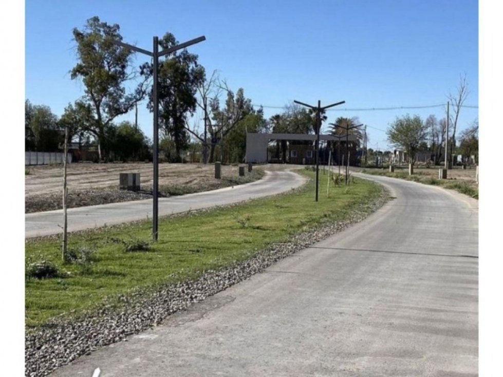 LOTES EN VENTA B° PRIVADO CAMPO LA ROSA III - 1