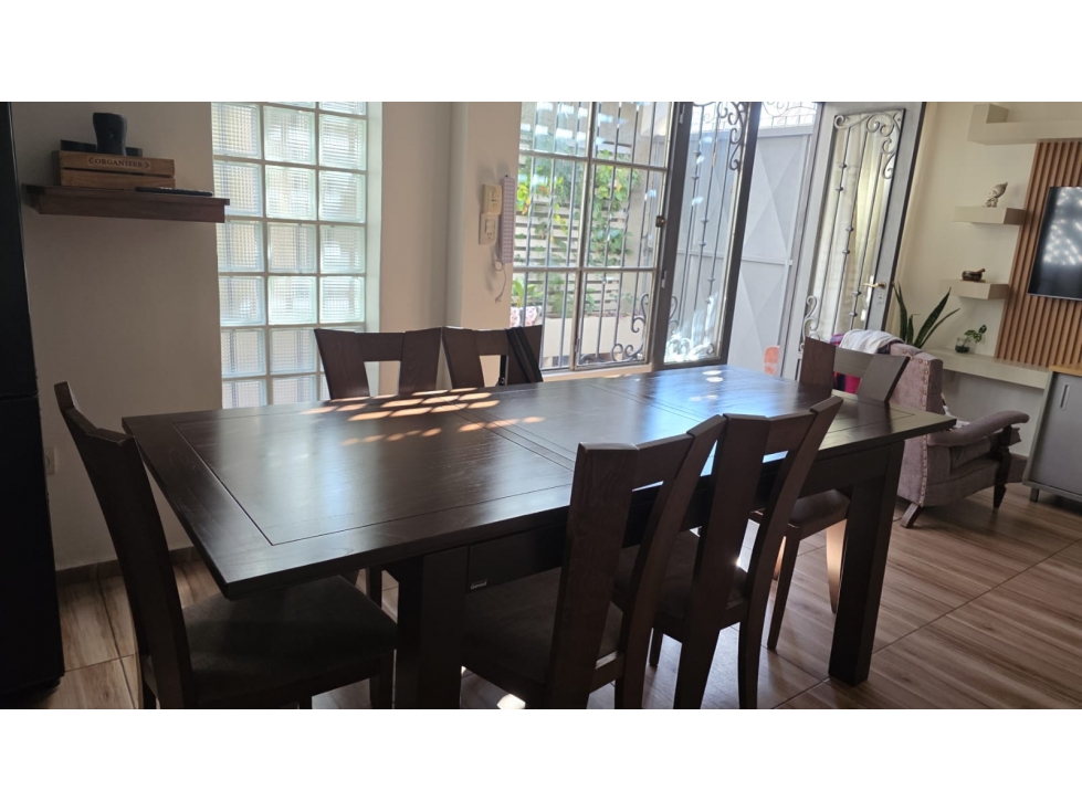 CASA EN VENTA B° JARDIN 2 DE AGOSTO - RIVADAVIA - 3