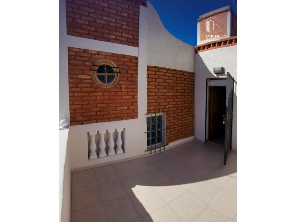 CASA EN VENTA B° JARDIN 2 DE AGOSTO - RIVADAVIA - 6