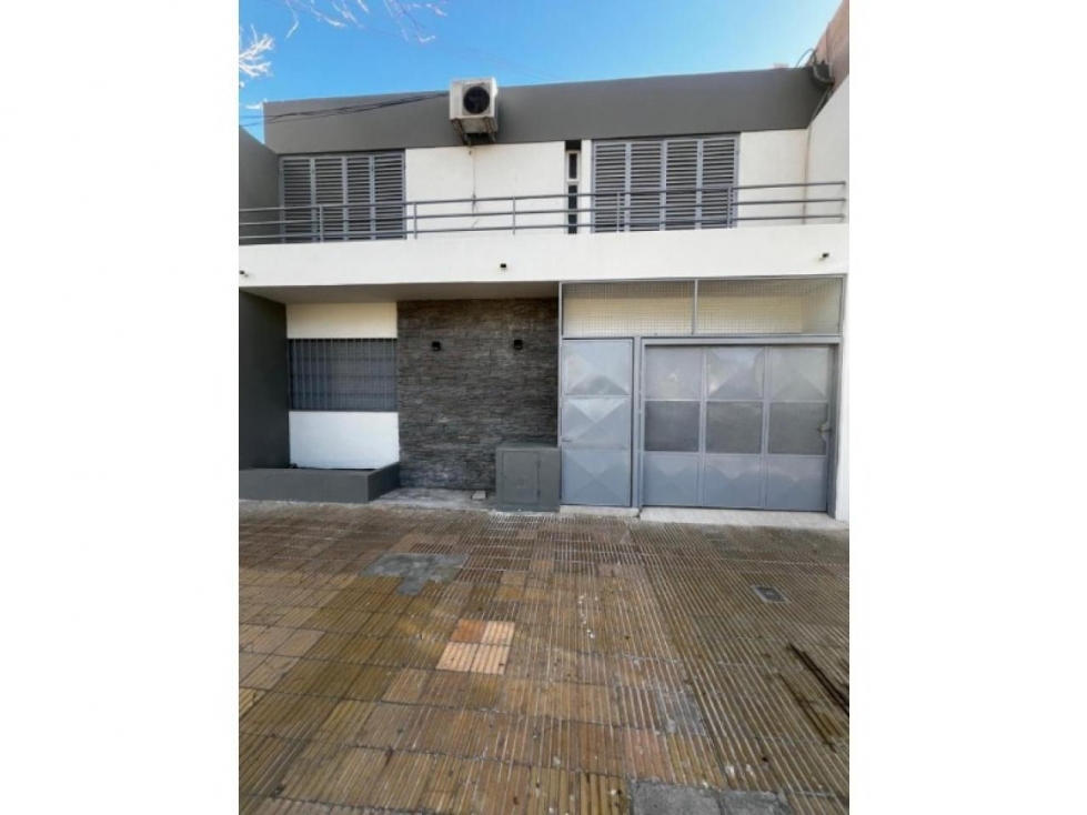 CASA CENTRICA EN VENTA - CAPITAL — foto 2