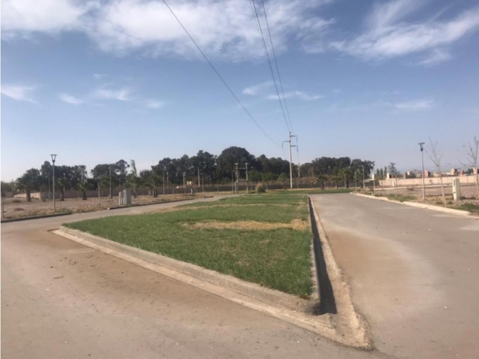 LOTE EN VENTA B° PRIVADO LAS LOMAS - RAWSON - 2