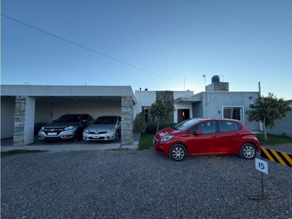 CASA EN VENTA O PERMUTA EN B° PRIVADO SAN CRISTOBAL II - SANTA LUCIA - 2