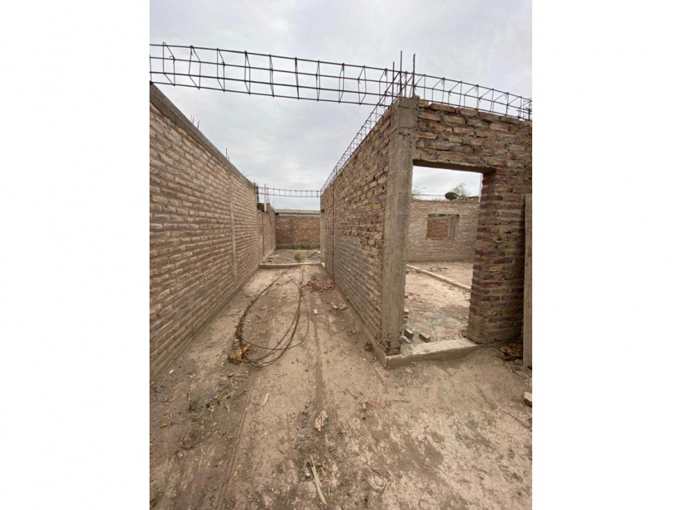 CASA EN VENTA (EN OBRA GRUESA) - RIVADAVIA — foto 3