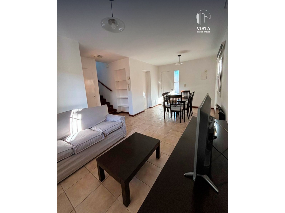 CASA EN ALQUILER EN CONJUNTO RESIDENCIAL PRIVADO - CAPITAL - 3