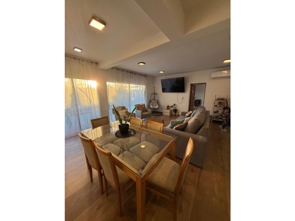 CASA EN VENTA O PERMUTA EN B° PRIVADO SAN CRISTOBAL II - SANTA LUCIA - 3