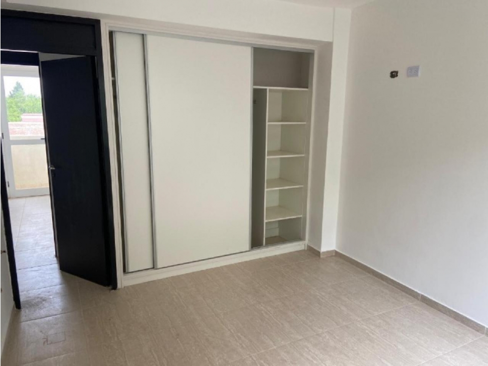 DEPARTAMENTO DE CATEGORIA EN VENTA - SANTA LUCIA - 3