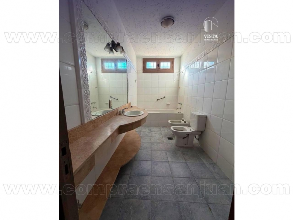 CASA EN VENTA B° AROMAS DE CAMPO - SANTA LUCIA - 3