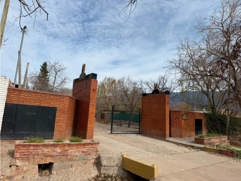CASA EN VENTA B°PRIVADO LOS FRESNOS - ZONDA - 3