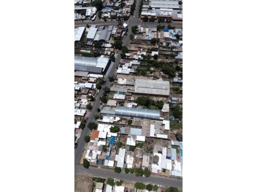 CASA EN VENTA ZONA COMERCIAL - CAPITAL — foto 4
