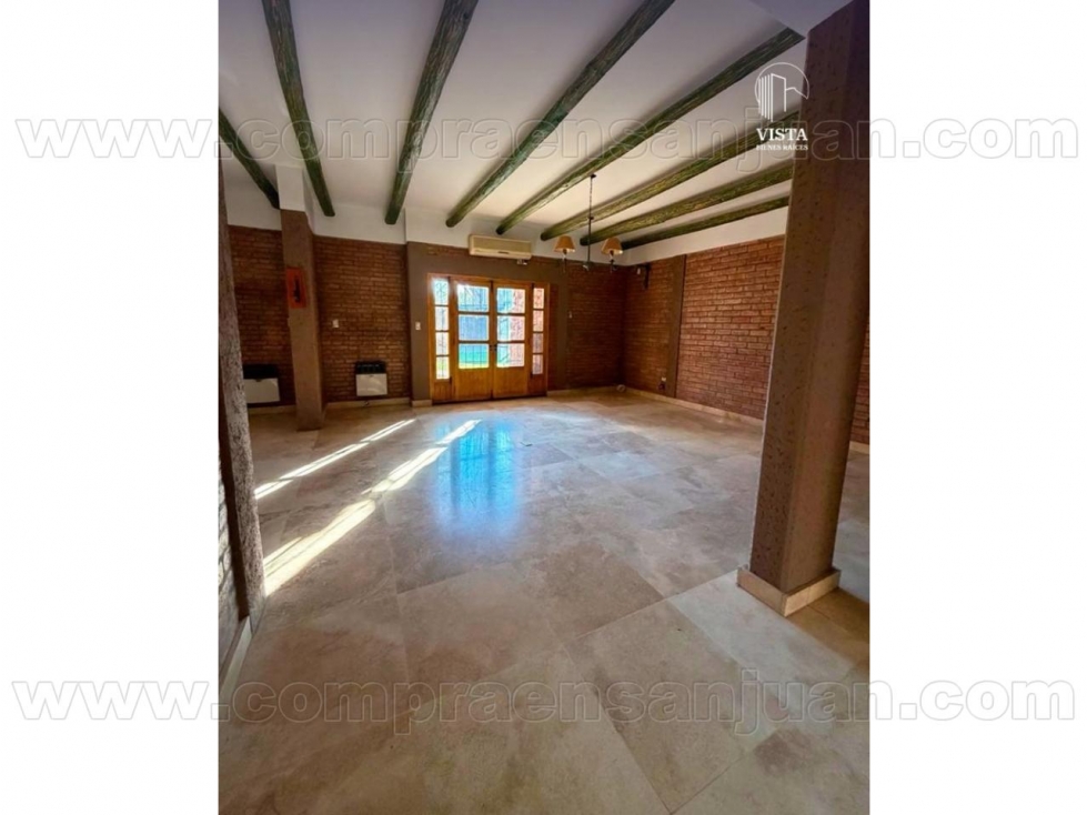 CASA EN VENTA B° AROMAS DE CAMPO - SANTA LUCIA - 5