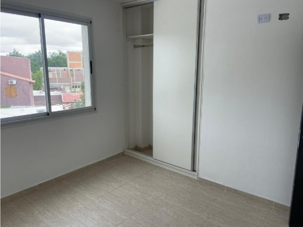 DEPARTAMENTO DE CATEGORIA EN VENTA - SANTA LUCIA - 6