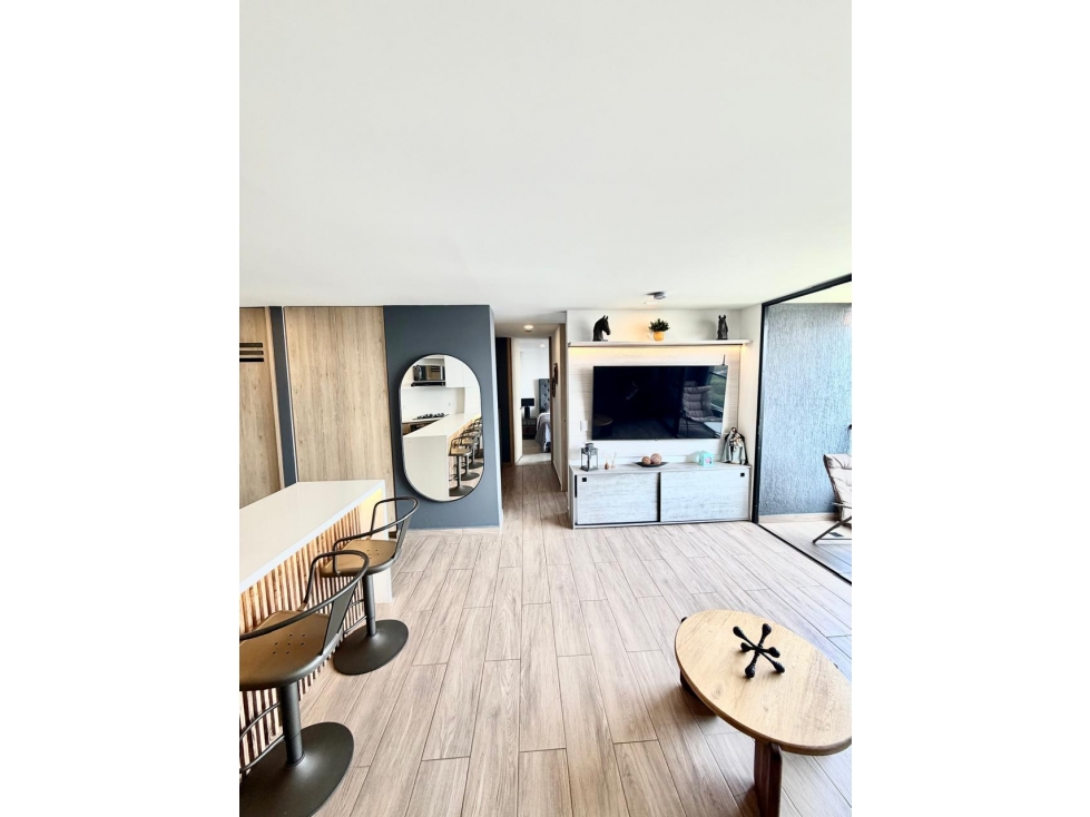 MODERNO Y CALIDO APARTAMENTO EN LA LOMA DE LAS BRUJAS — foto 5