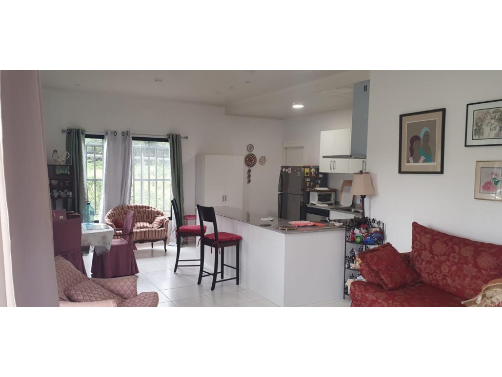 Casa en Venta en Alto Boquete - 3