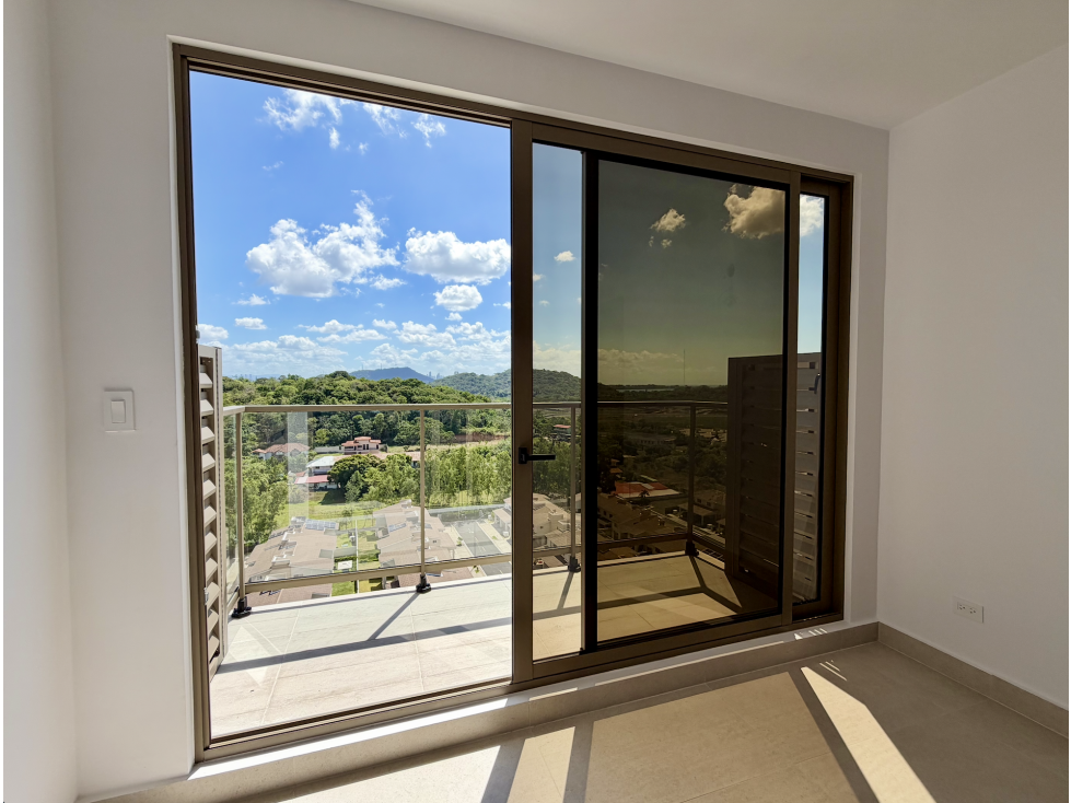 APARTAMENTO EN PARTERRE - 2 RECAMARAS + DEN - $1,600