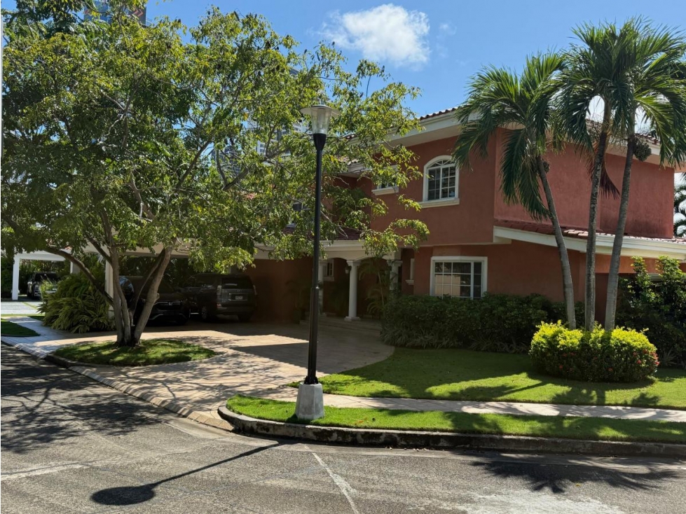 CASA EN VENTA - 2