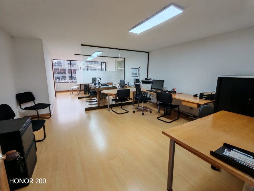 OFICINA 44 M2 SECTOR COMERCIAL Y COORPORATIVO — foto 3