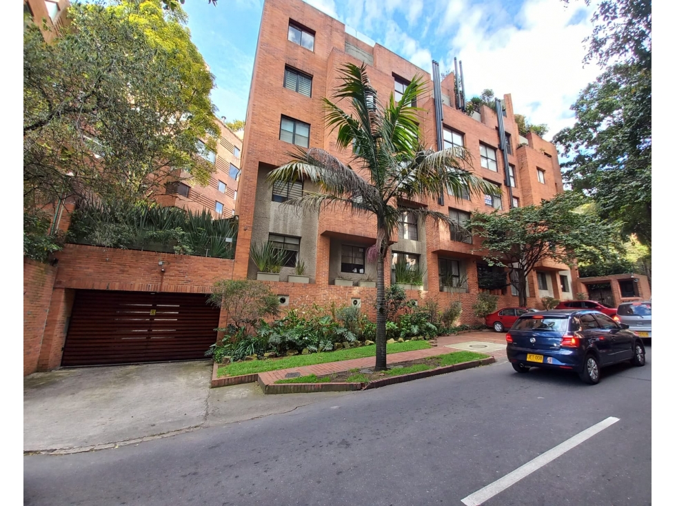 Apto 169 m2 Elegancia de lo Clásico, el Confort de lo Remodelado