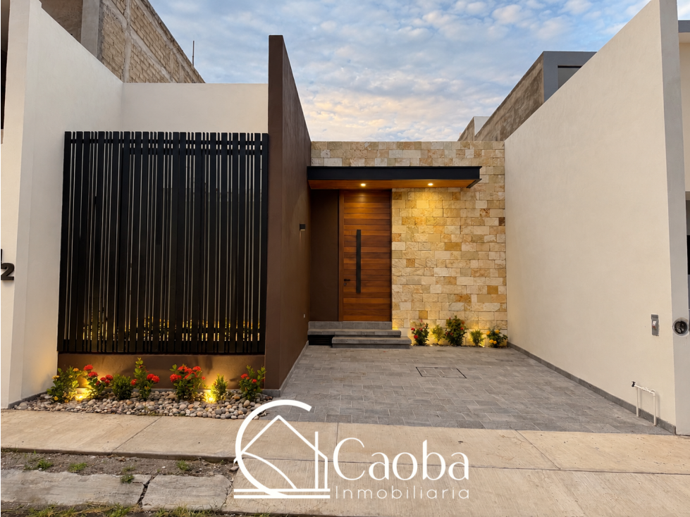 CASA RESIENCIAL DE UNA PLANTA CON ACABADOS DE ALTO LUJO