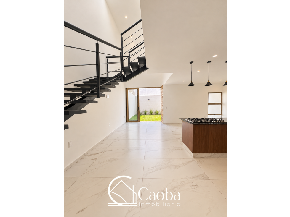 HERMOSA CASA CON EL DISEÑO UNIFORME — foto 4